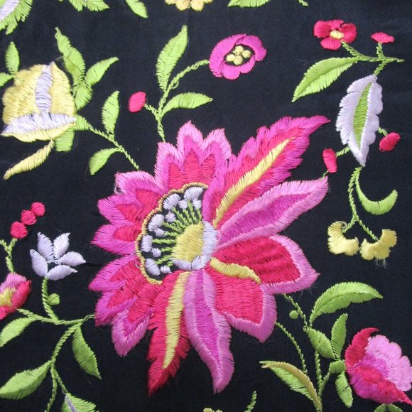 1920s Knotted Fringe Silk Shawl Piano Scarf Black Fuchsia Pink Flowers - Picture 5 of 10